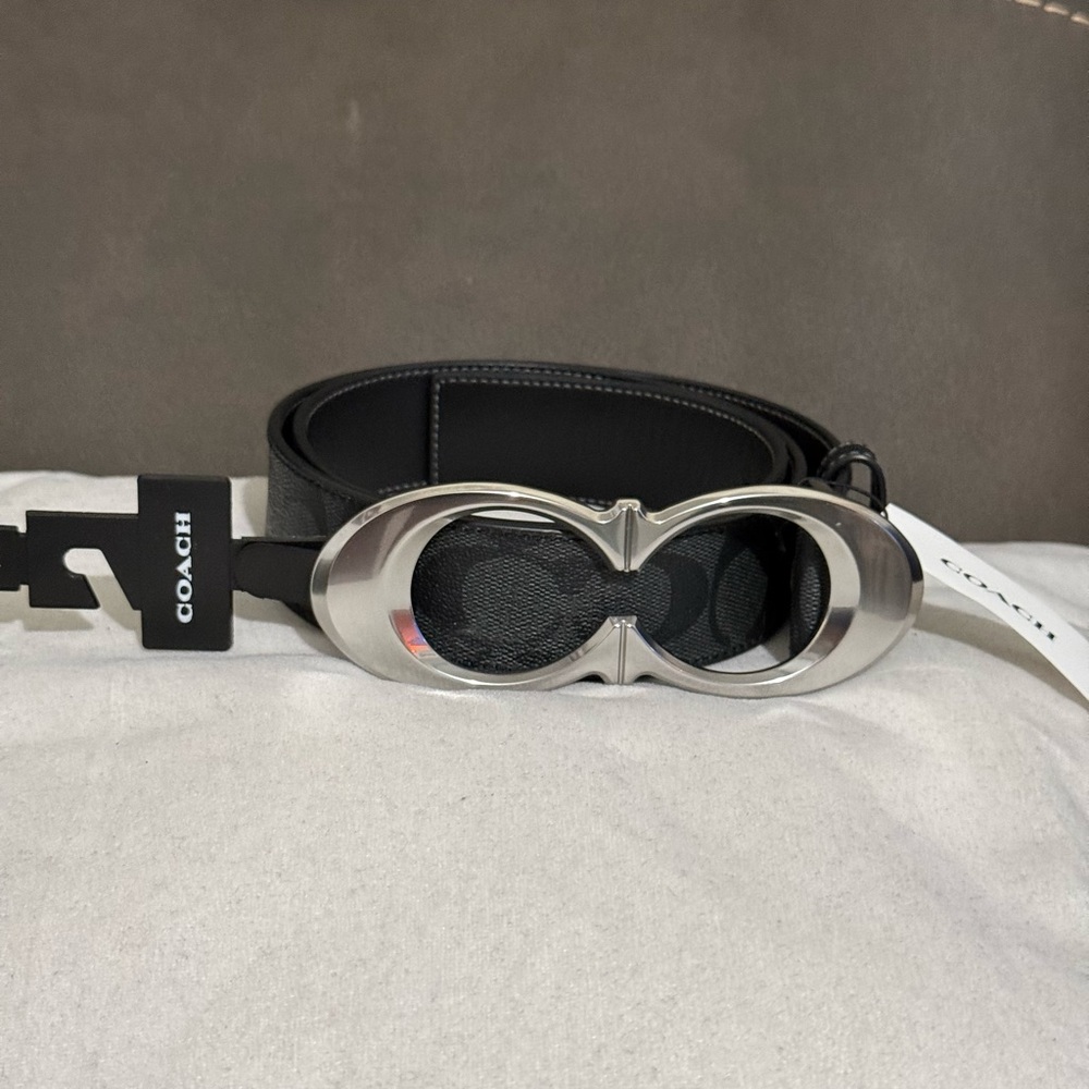 Coach Black Leather Belt with Silver Double-O Buckle